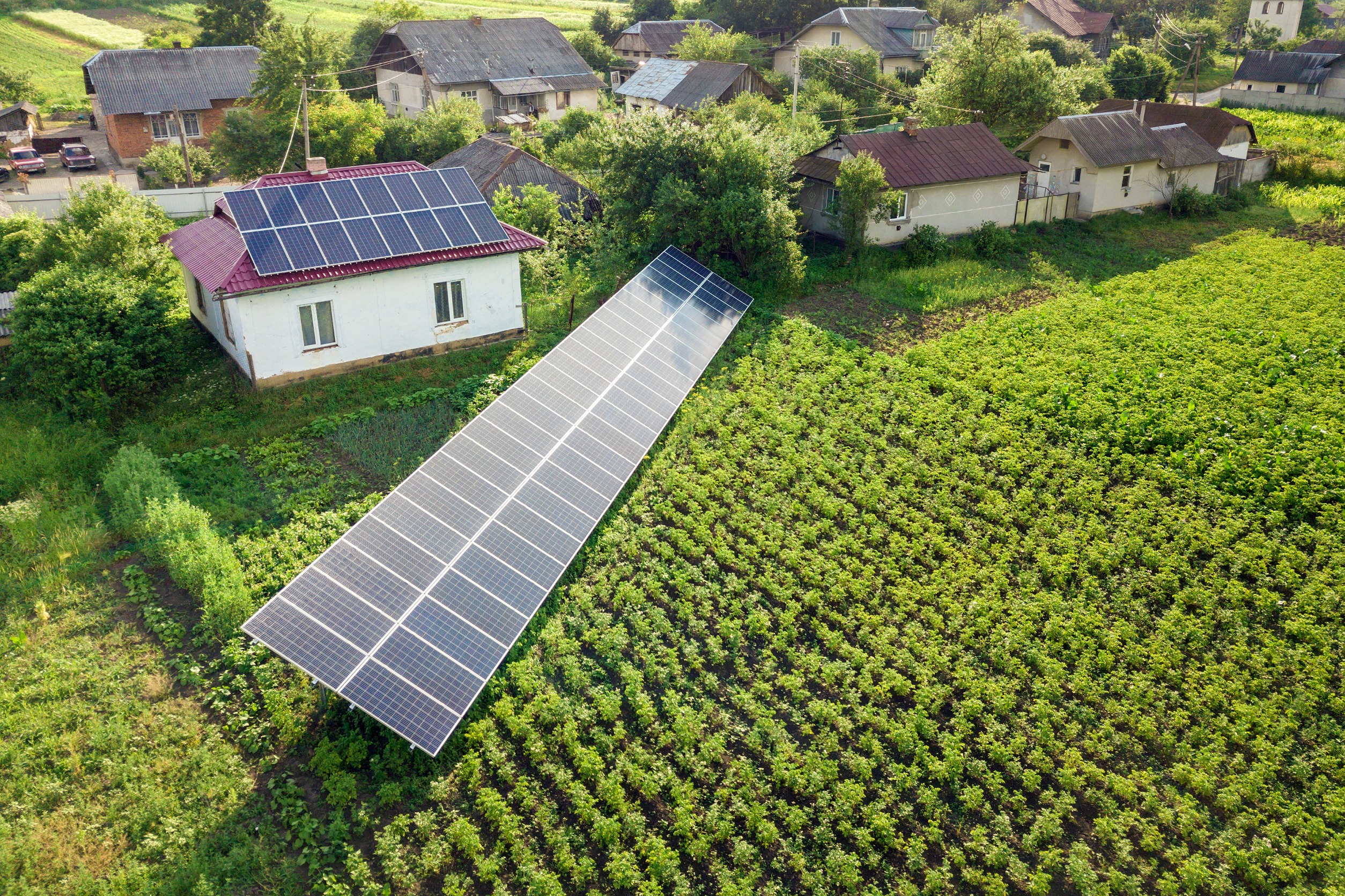 panneaux photovoltaïques toiture maison